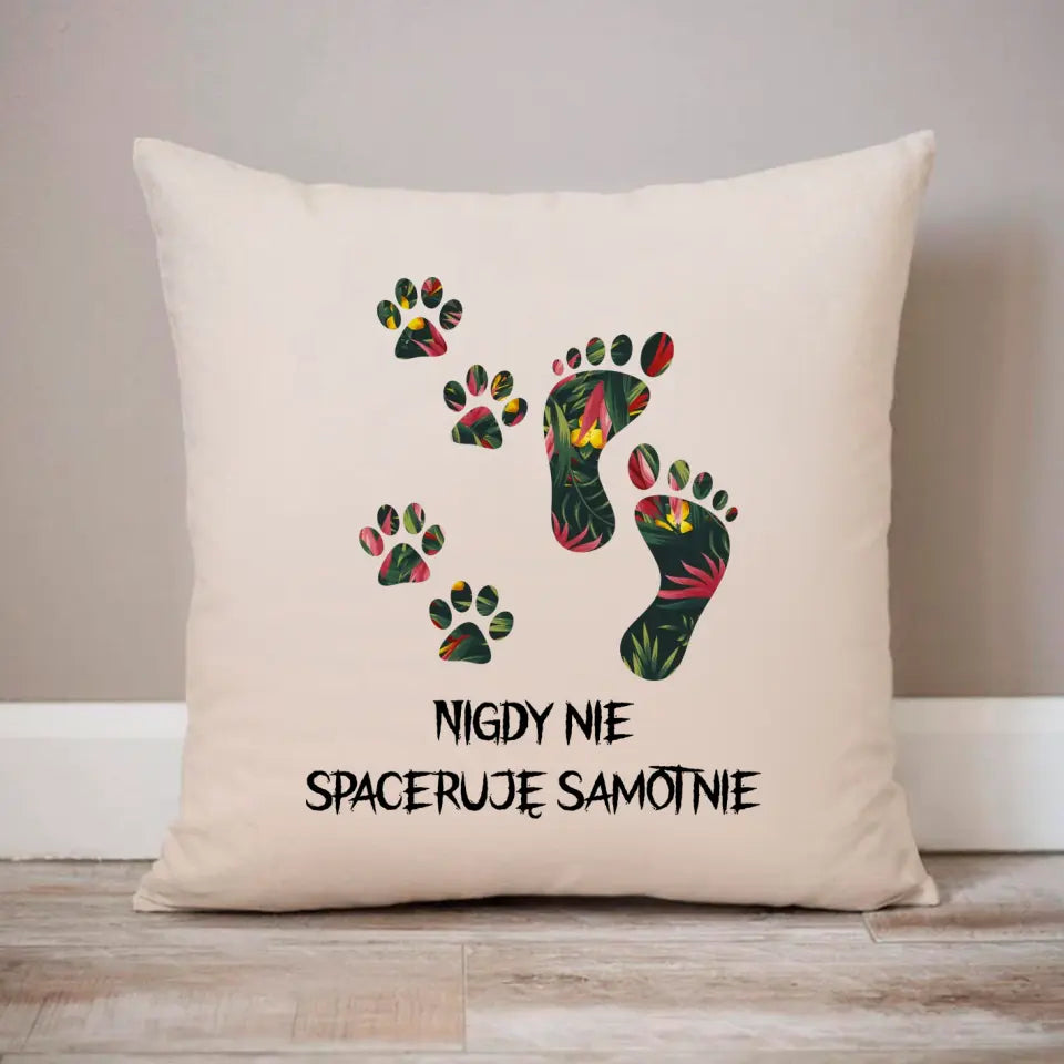 Nigdy nie spaceruję samotnie