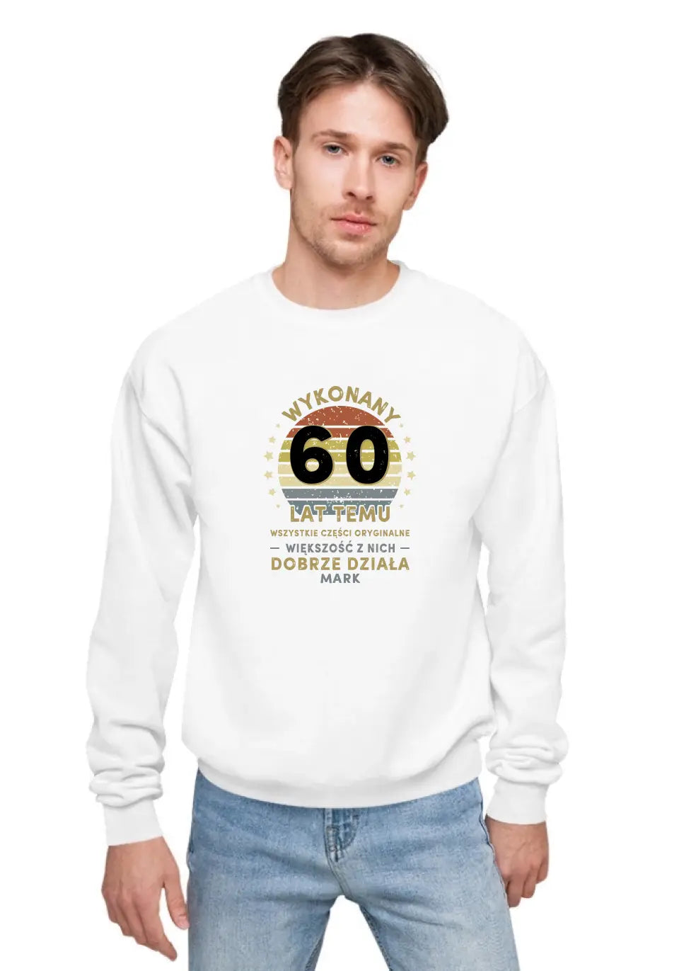 Wykonany 60 lat temu. Wszystkie części oryginalne. Większość z nich dobrze działa