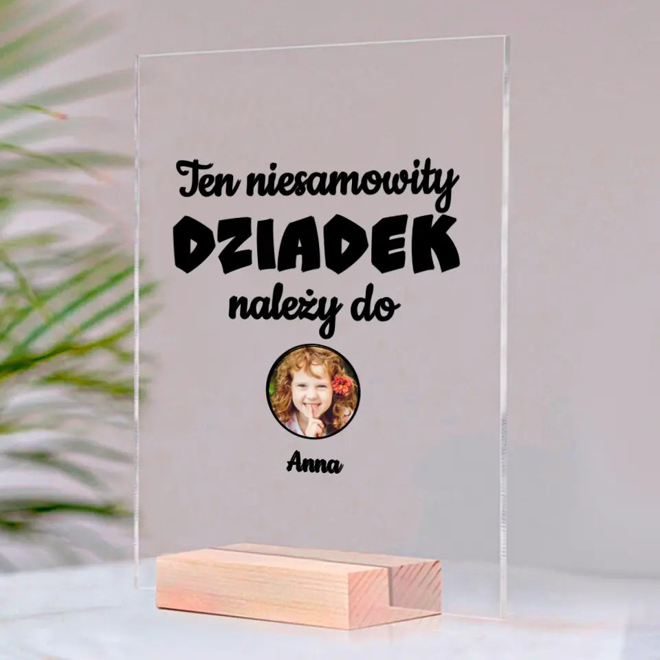 Ten niesamowity dziadek należy do