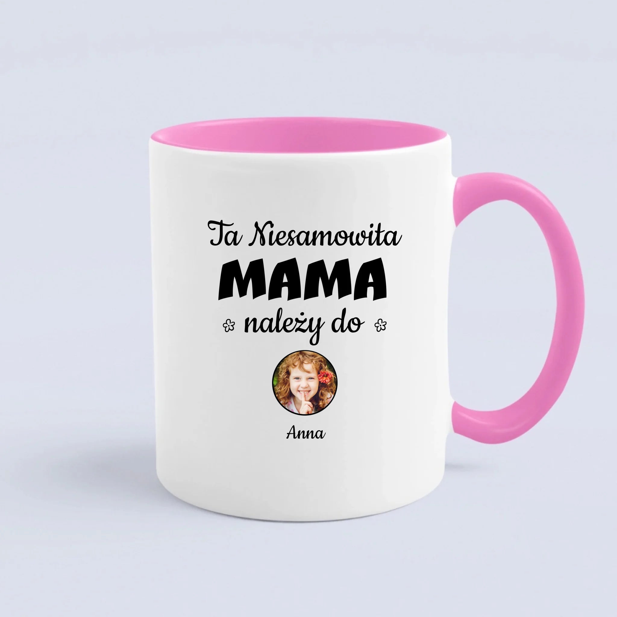 Szkło kwadratowe - Ta niesamowita mama należy do...