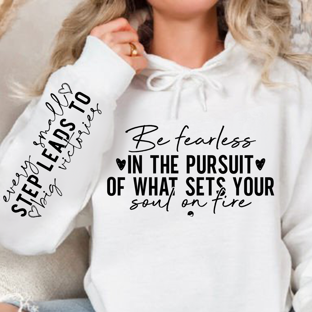 Bluza z kapturem Be fearless in the pursuit