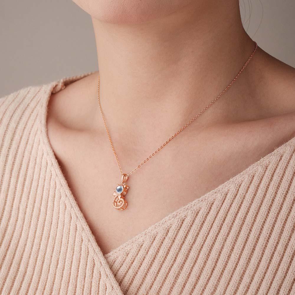 Projection Cat Photo Necklace , Personalized Girlfriend Necklace, Clavicle Photo Projection