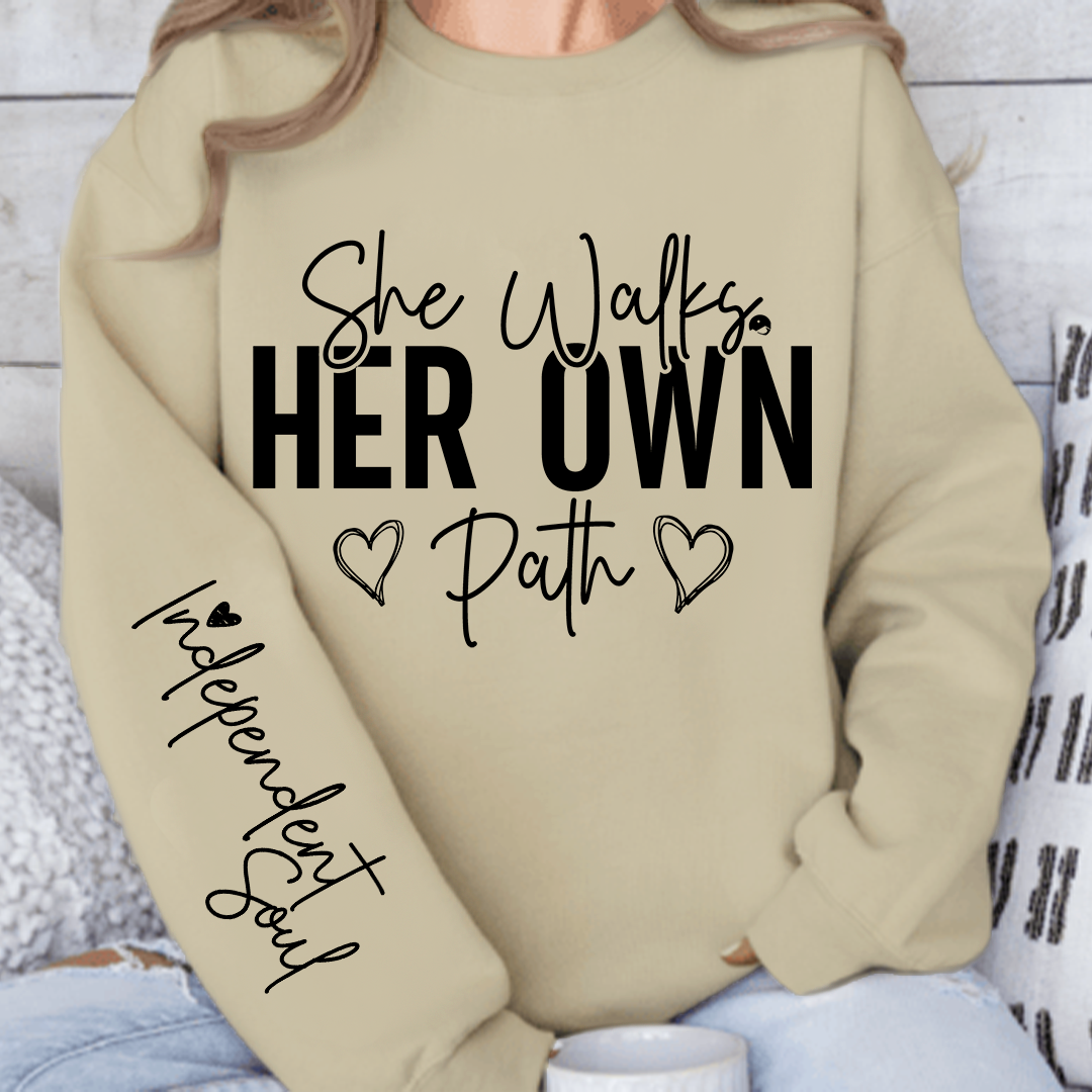 Bluza Unisex She Walks Her Own Path
