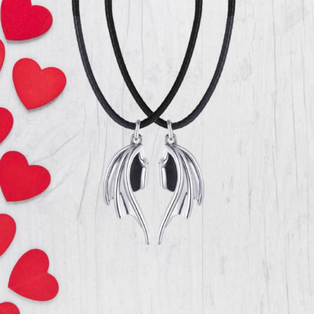 Couple Necklace Magnetic Matching Necklaces for Couples Valentine's Gift for Lover