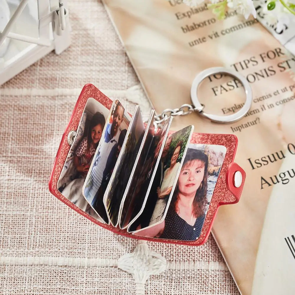 Personalizowany brelok ze zdjęciami w albumie na prezent dla Mamy