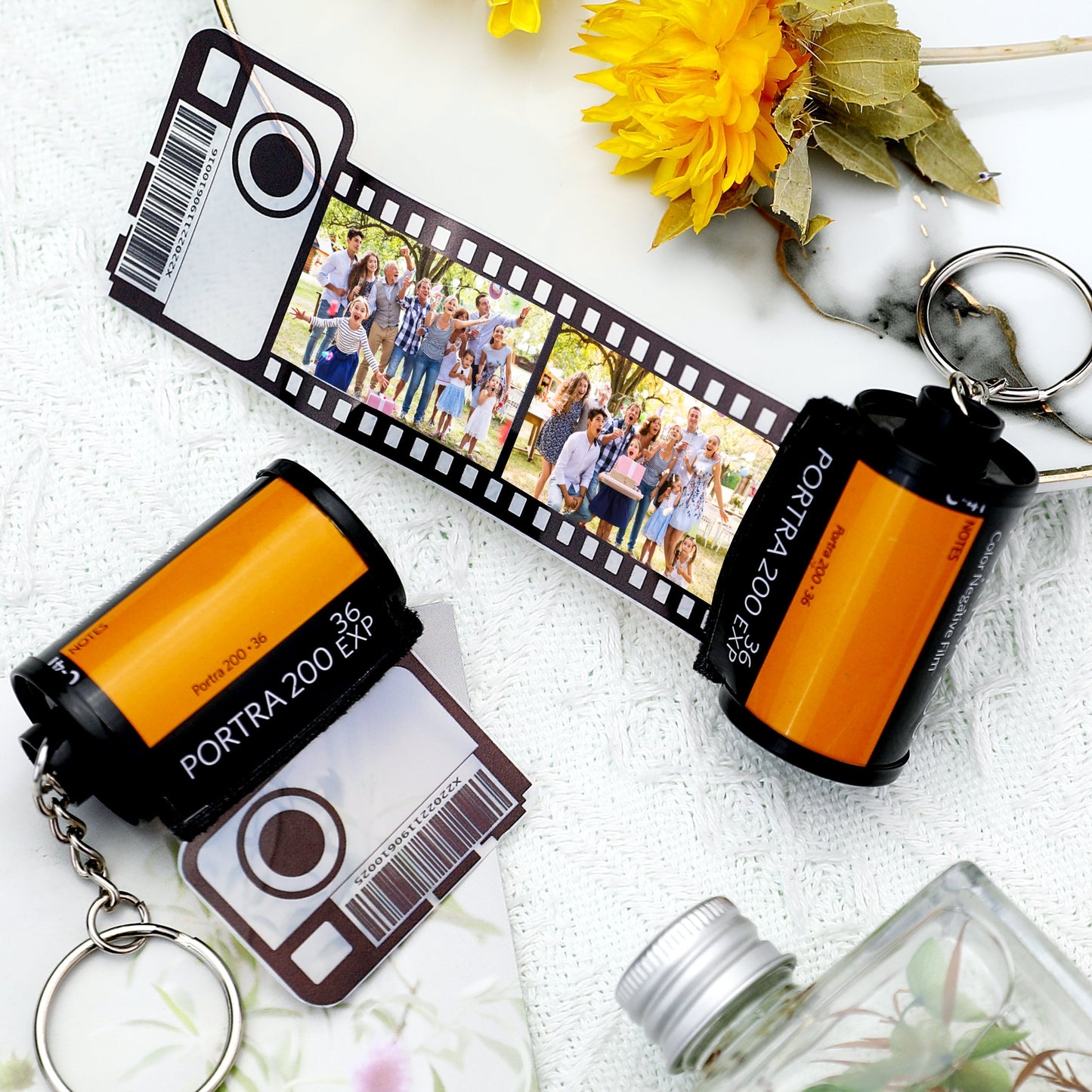 Personalizowany brelok z mini zdjęciami dla pary na rocznicę lub walentynki