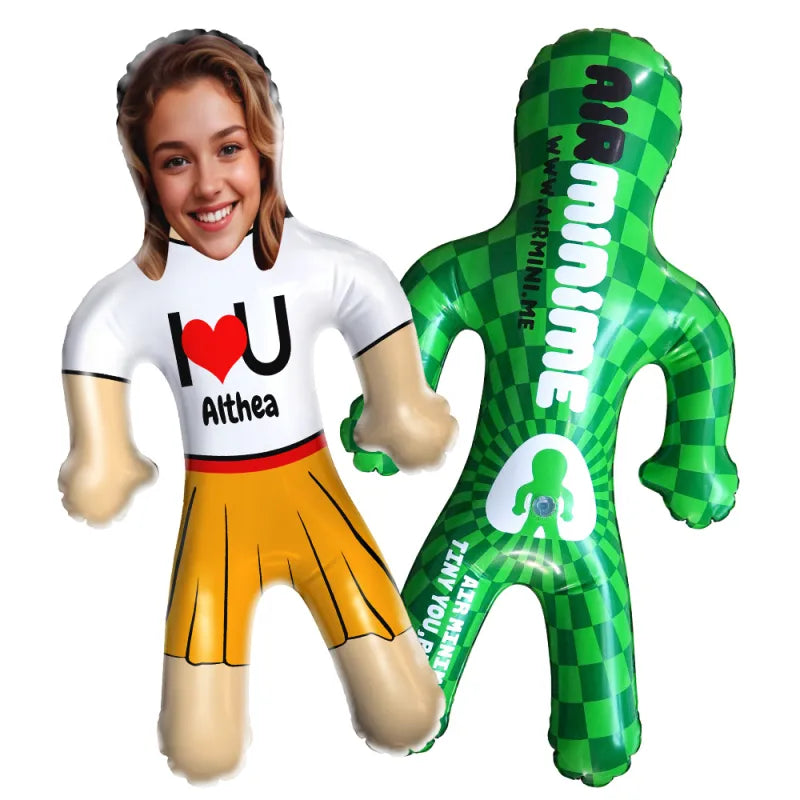 Personalizowana nadmuchiwana figurka z napisem "Kocham Cię" na prezent na imprezę