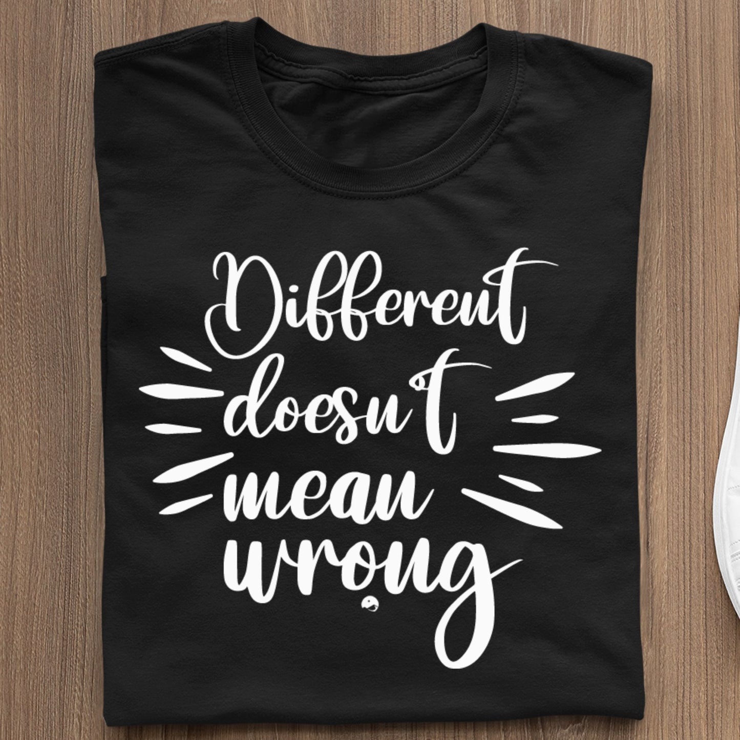 Koszulka Different Doesn't Mean Wrongpng