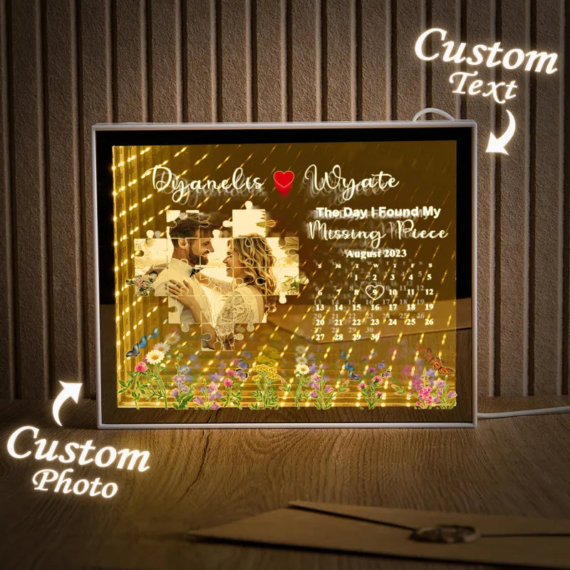 Personalizowana figurka z kalendarzem i zdjęciem dla pary na rocznicę