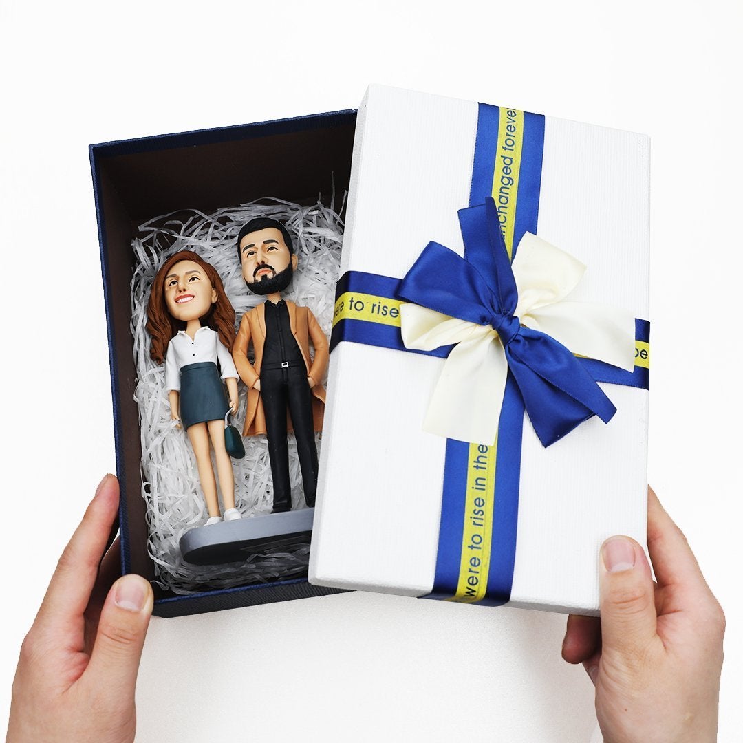 Business Style Couple Custom Bobbleheads With Engraved Text