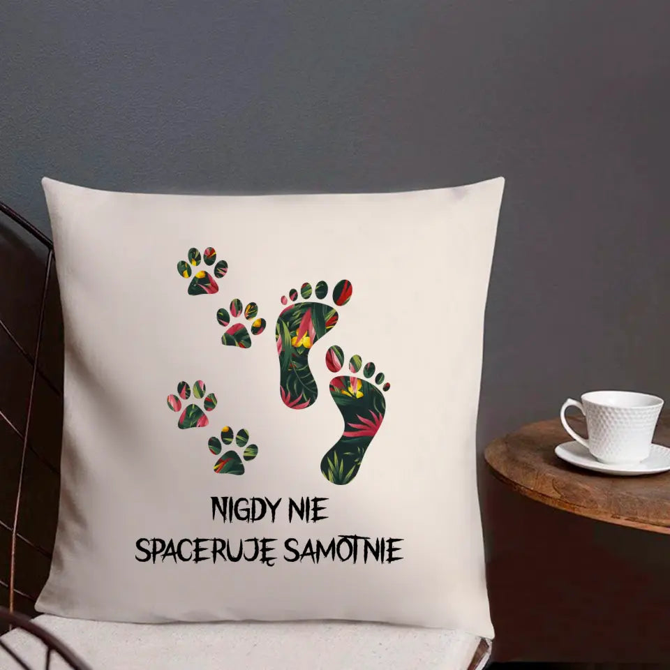 Nigdy nie spaceruję samotnie