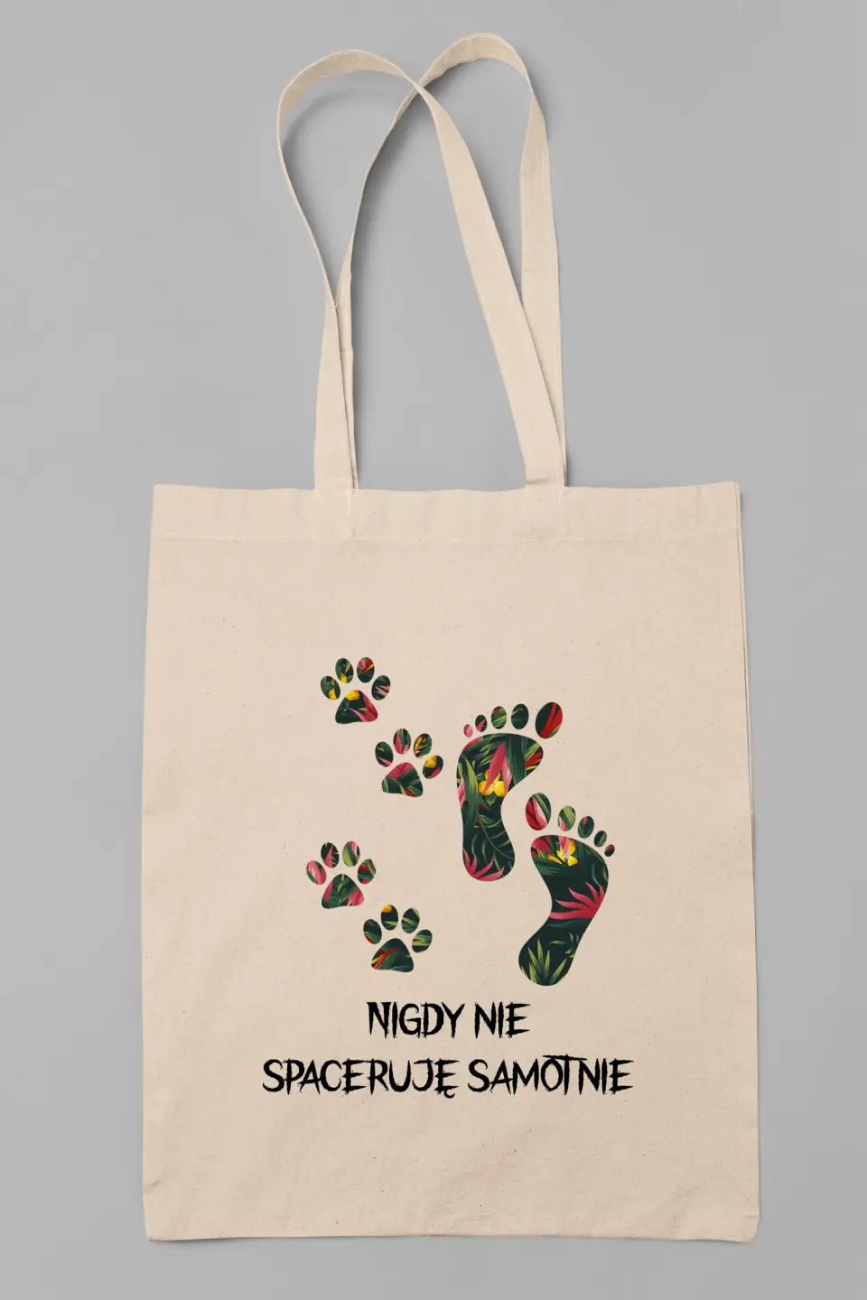 Nigdy nie spaceruję samotnie