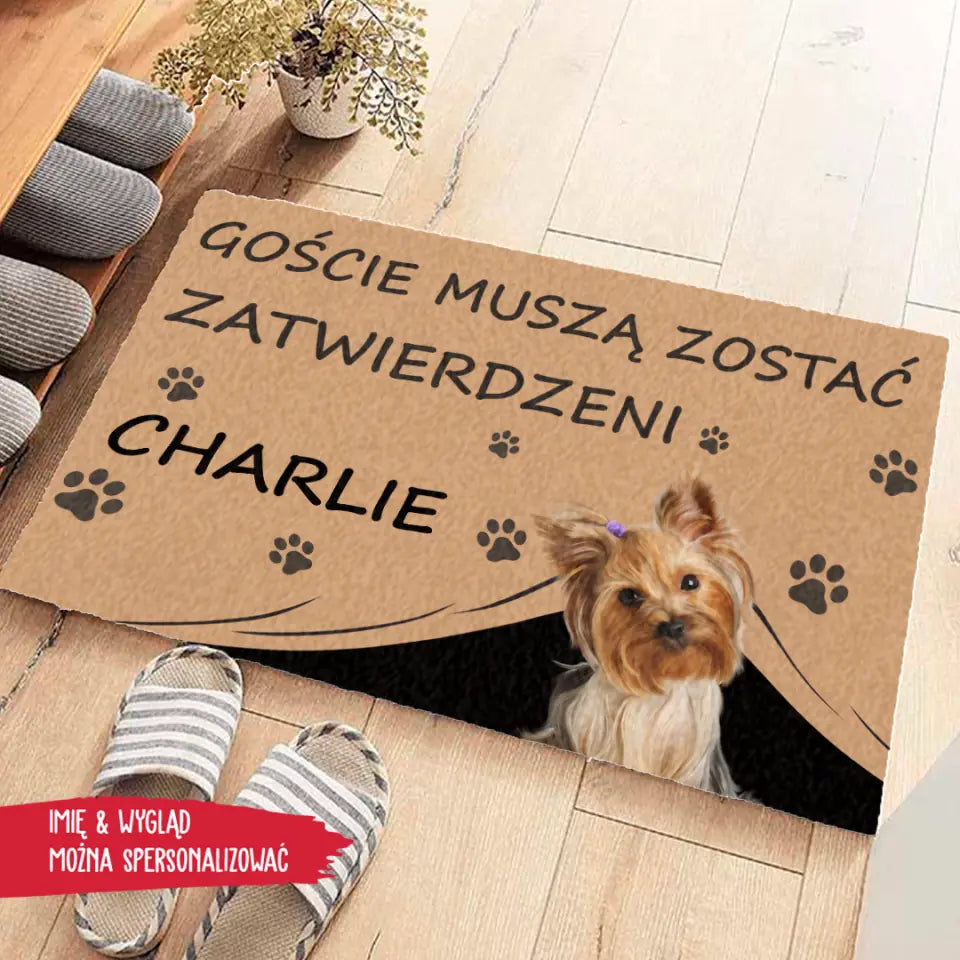 Goście muszą zostać zatwierdzeni Charlie