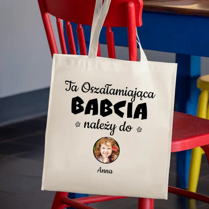 Ta oszałamiająca babcia należy do