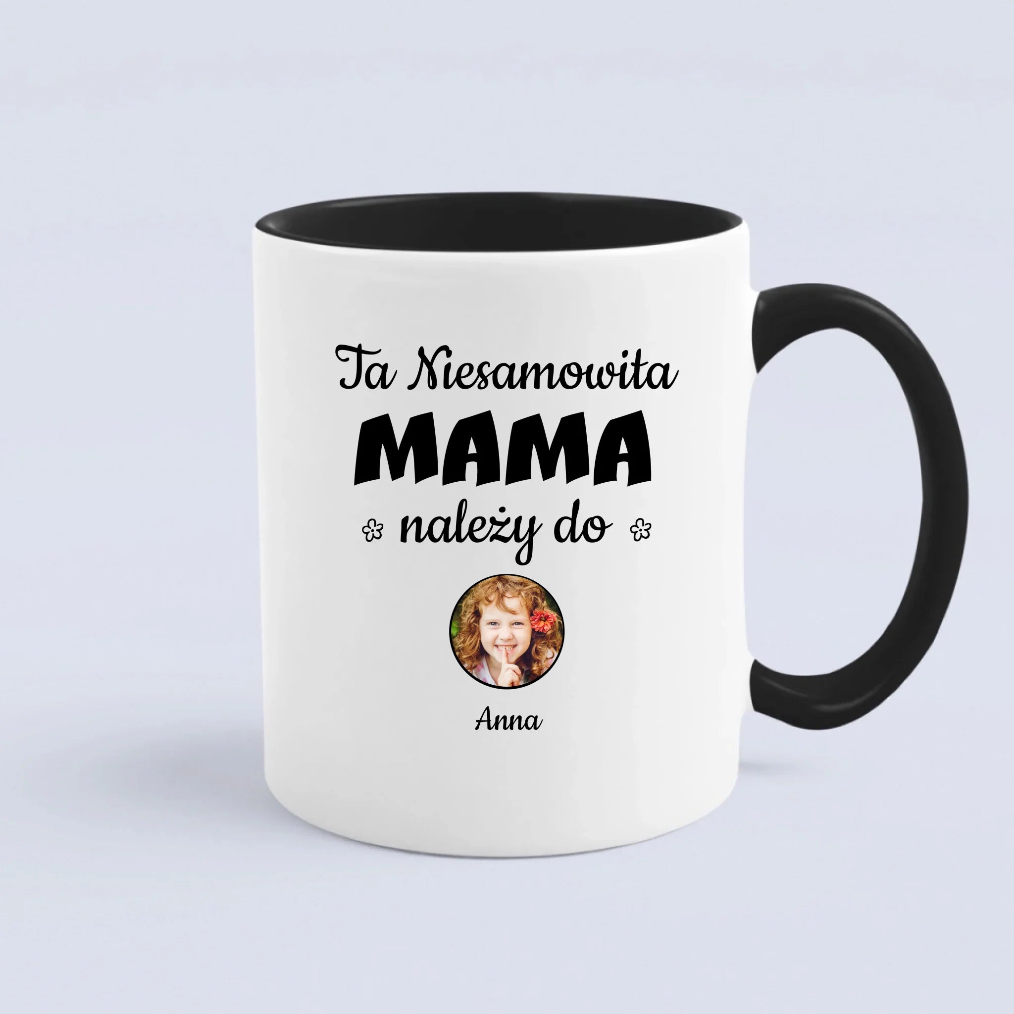 Szkło kwadratowe - Ta niesamowita mama należy do...