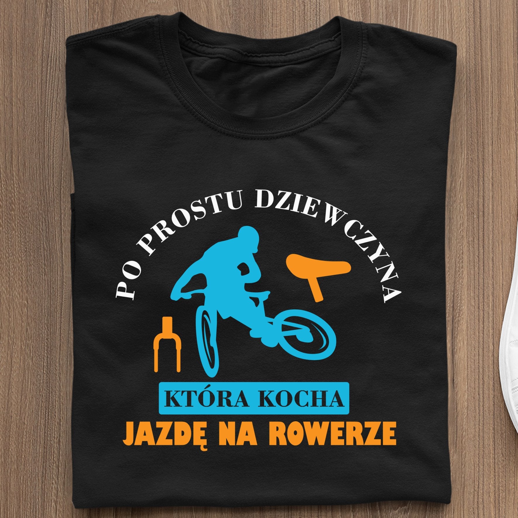 Koszulka Po Prostu Dziewczyna, Która Kocha Jazdę Na Rowerze