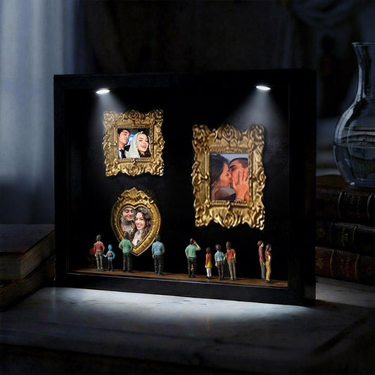 Miniaturowe muzeum w czarnej ramie, personalizowany prezent dla pary
