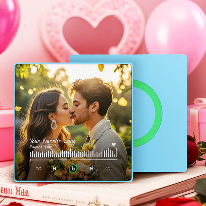 Personalizowany magnes na lodówkę z ulubioną piosenką i zdjęciem na Walentynki