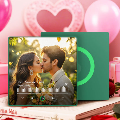 Personalizowany magnes na lodówkę z ulubioną piosenką i zdjęciem na Walentynki