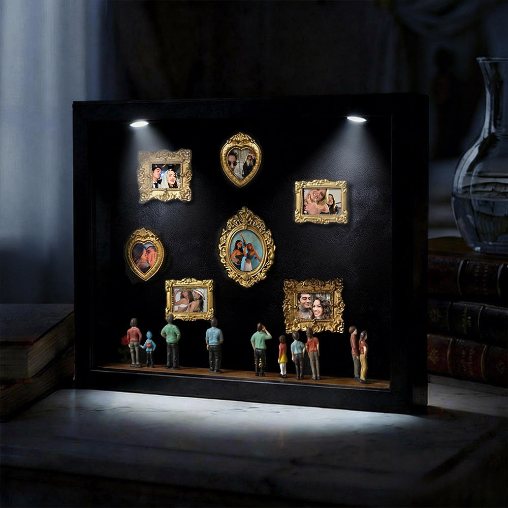 Miniaturowe muzeum w czarnej ramie, personalizowany prezent dla pary