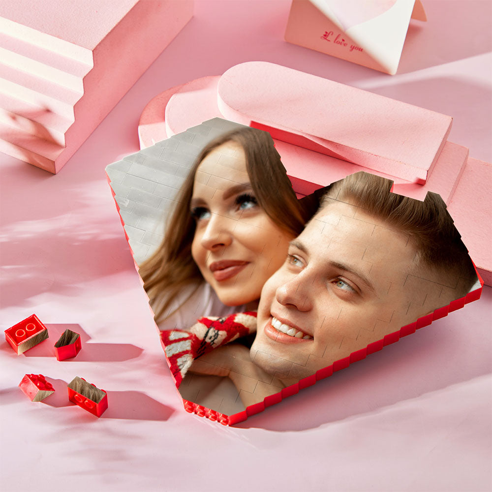 Personalizowana figurka serca z klocków na Walentynki dla ukochanej osoby