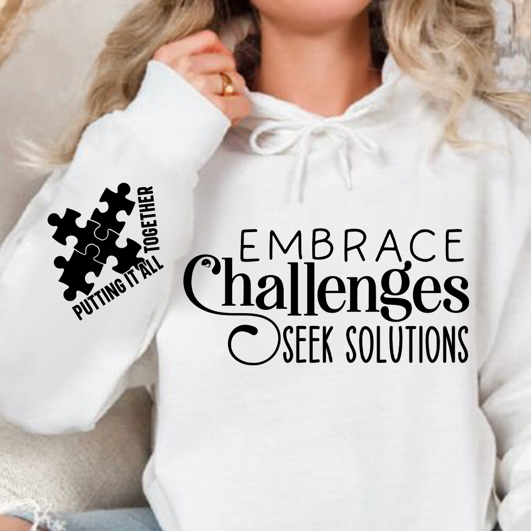 Bluza z kapturem Embrace Challenges Seek Solutions 