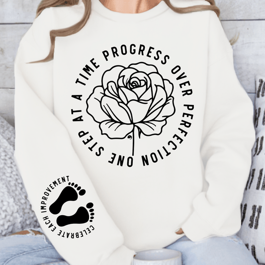 Szara Bluza One Step At A Time Progress Over Perfection