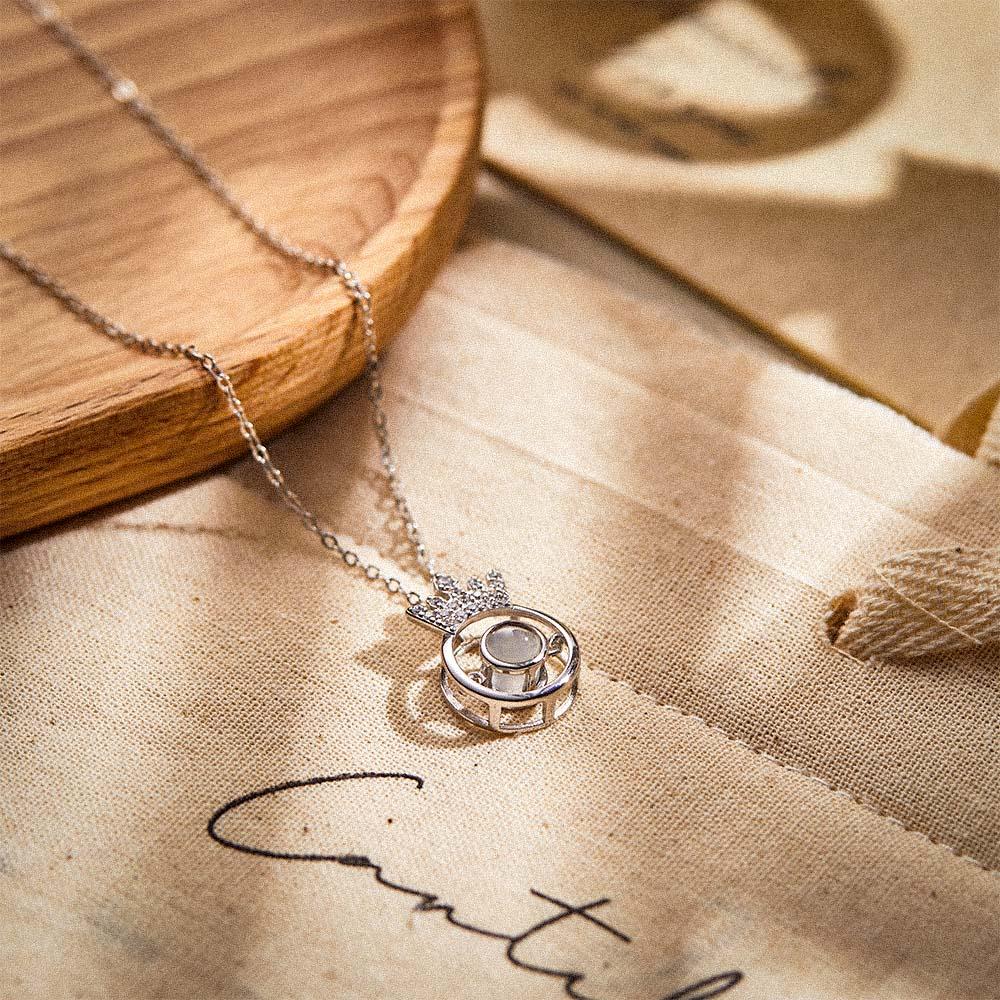 Custom Photo Projection Necklace Fashion Crown Gifts