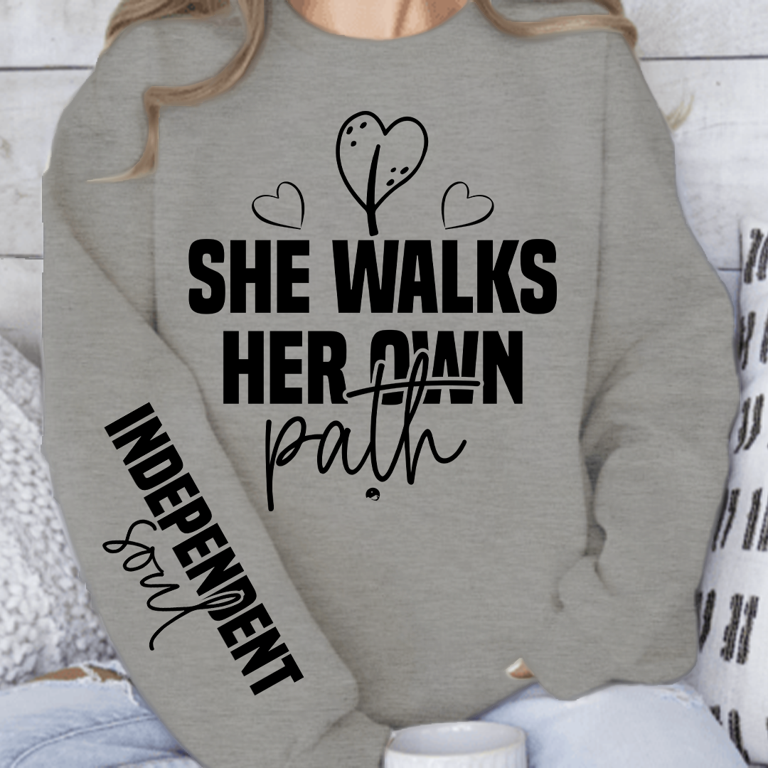 Bluza Unisex She walks her own path