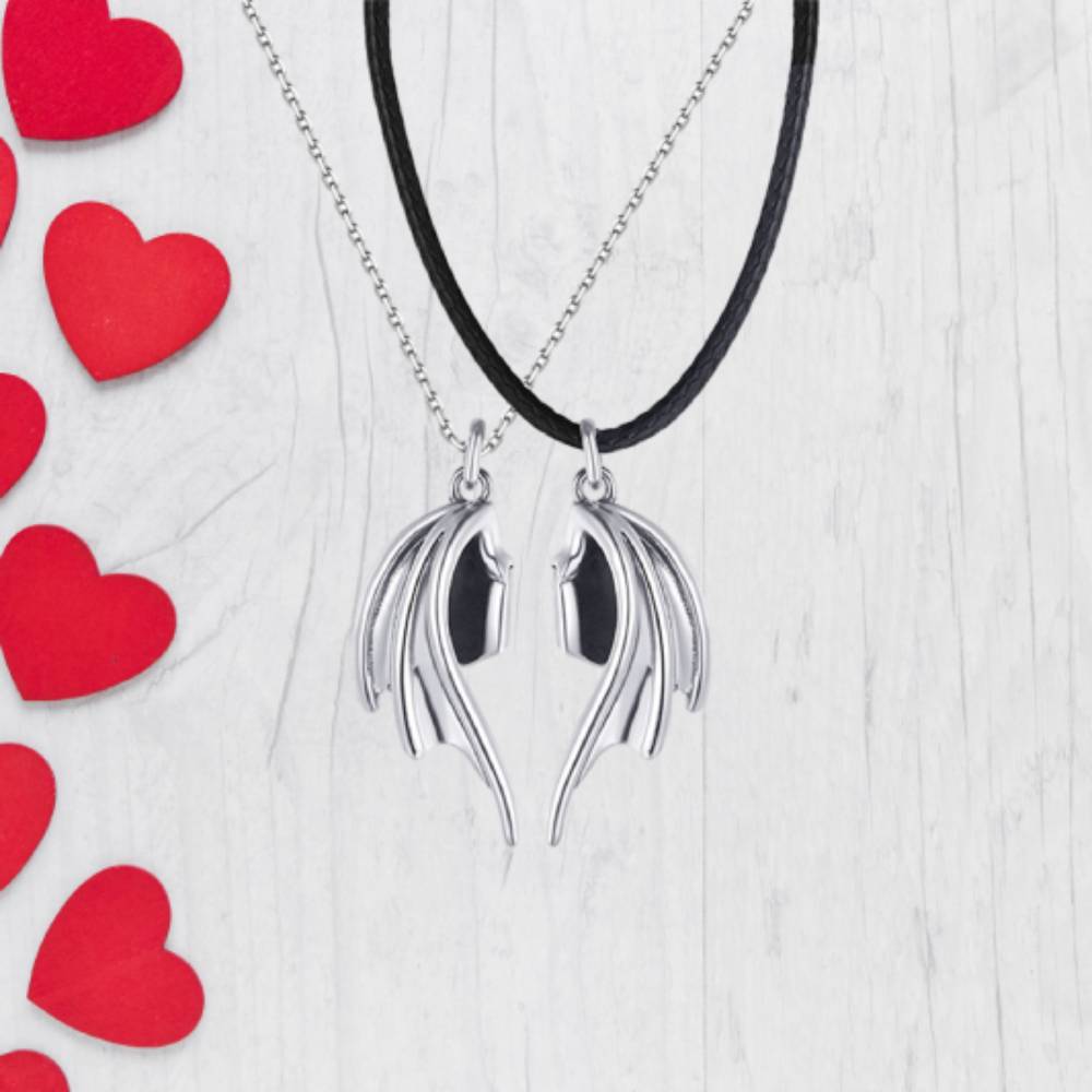 Couple Necklace Magnetic Matching Necklaces for Couples Valentine's Gift for Lover
