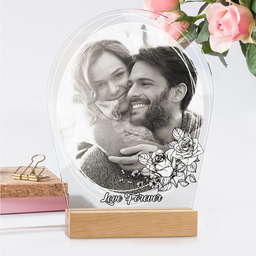 Personalizowana lampka nocna 3D z ilustracją - idealny prezent dla ukochanej