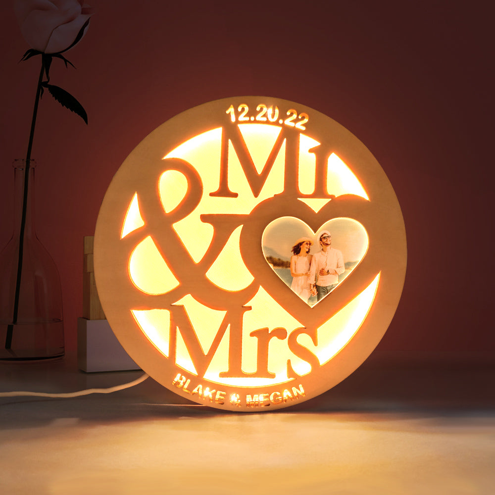 Personalizowana lampka nocna z grawerem imienia dla ukochanej osoby na prezent
