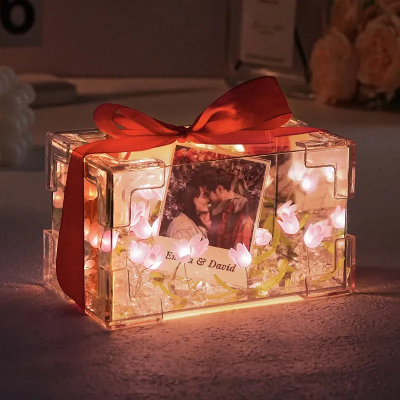 Personalizowana lampa tulipan z zdjęciem i tekstem, prezent na rocznicę