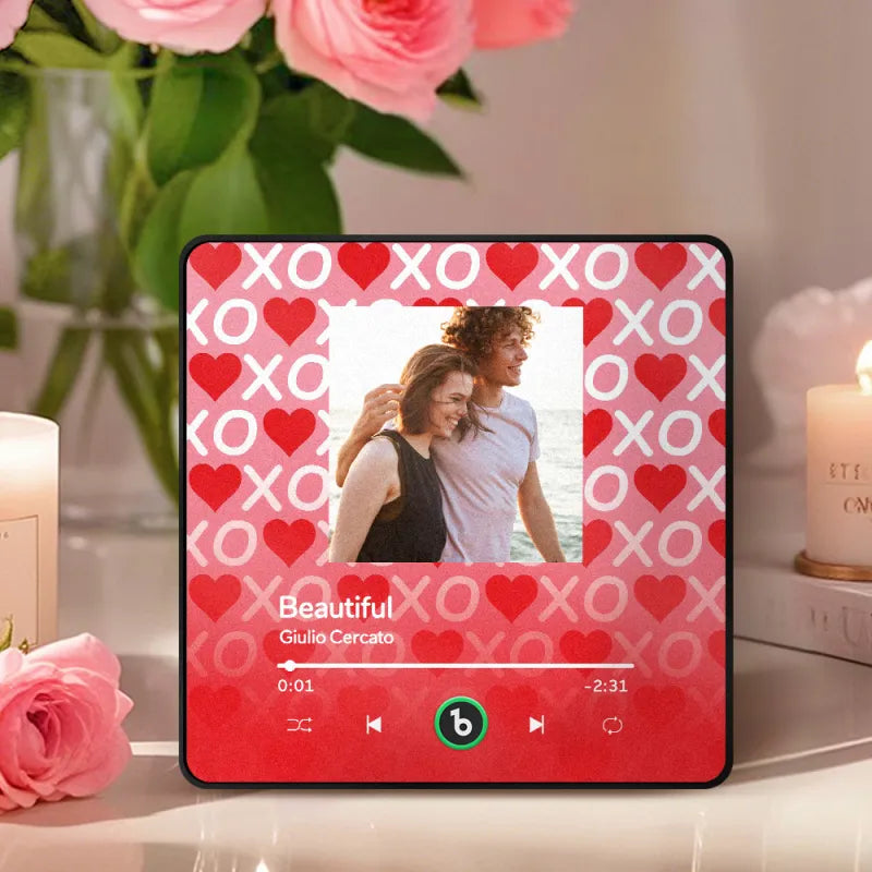 Personalizowany magnes na lodówkę z muzyką na Walentynki z sercami