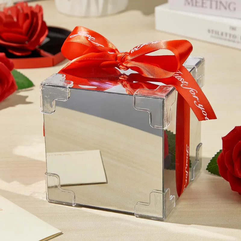 Personalizowane pudełko z lustrami i kwiatem tulipana na prezent z zdjęciem