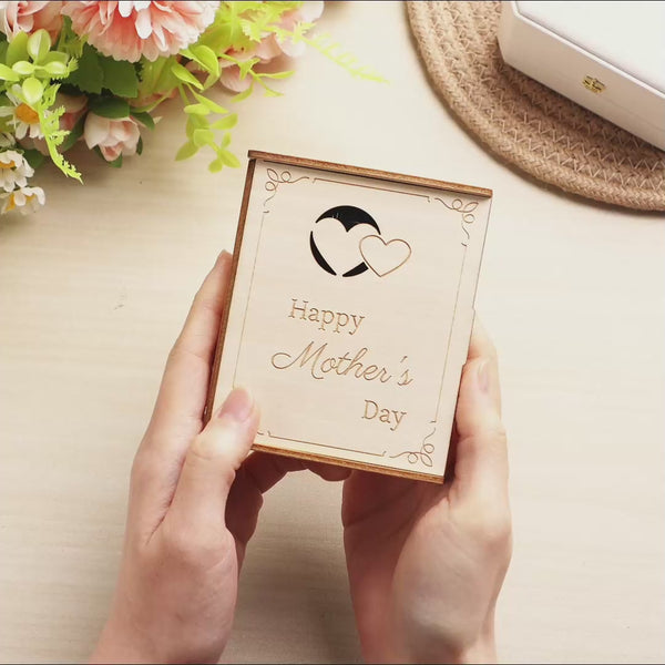 Pudełko muzyczne na Dzień Babci i Dziadka - prezent dla dziadków