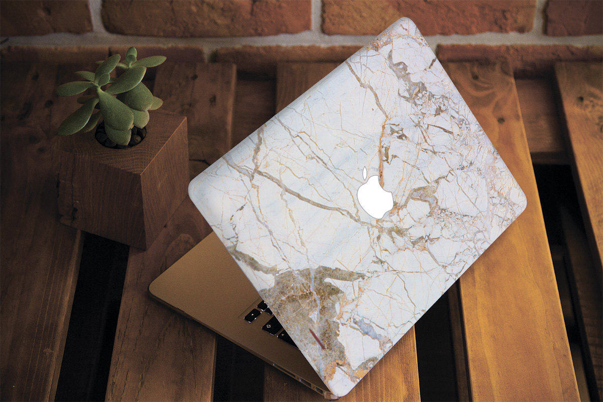 Etui Plastikowe na MacBook WCM2178