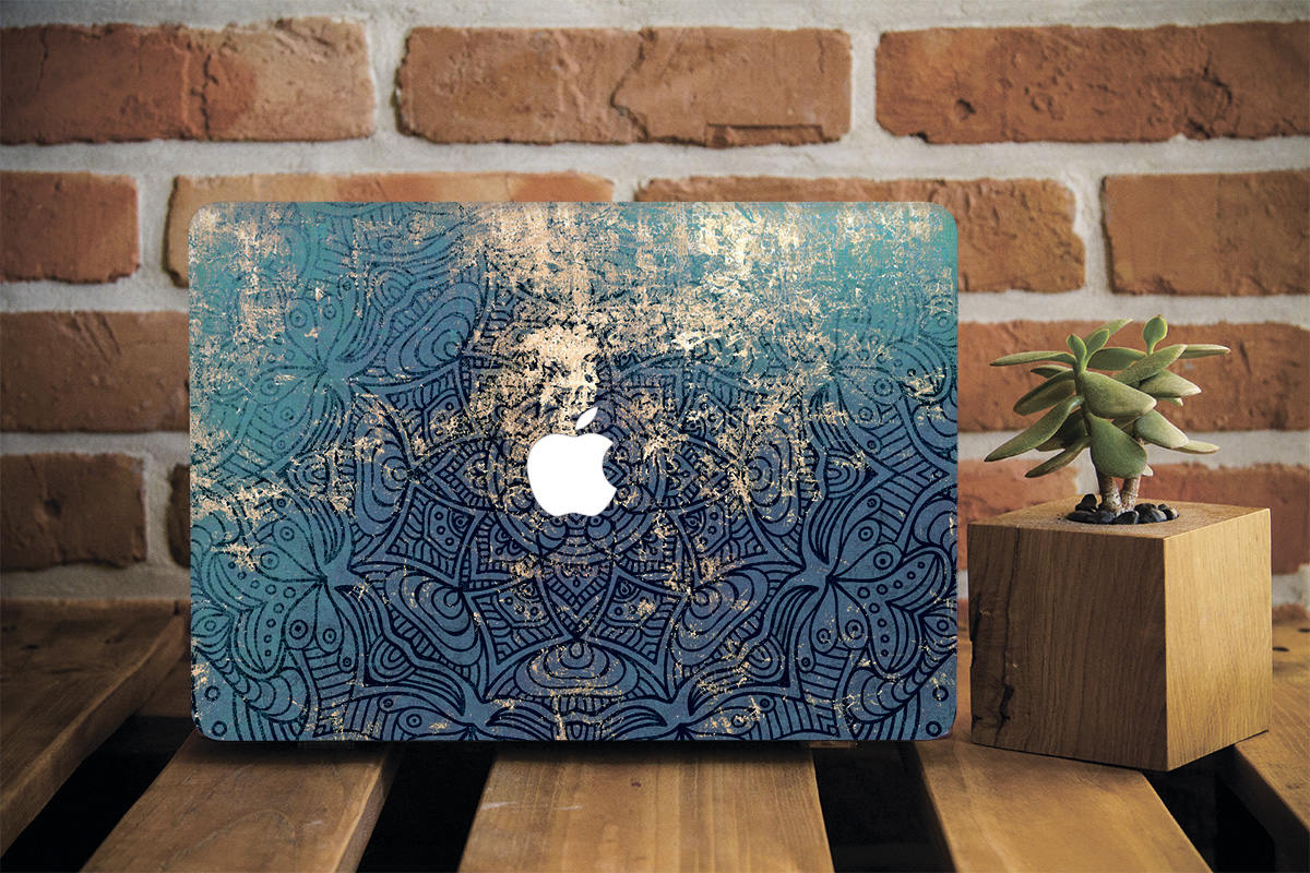 Etui Plastikowe na MacBook WCM2085