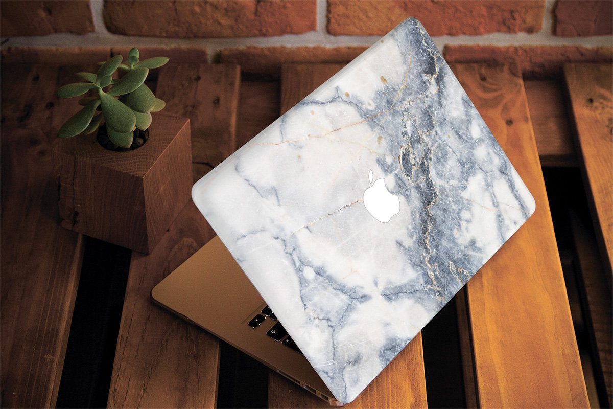 Etui Plastikowe na MacBook WCM2310